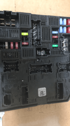 284B7 5NA0E Infiniti QX50 IPDM engine control computer - Swan Auto