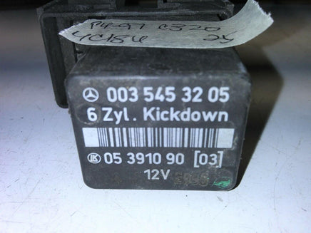 1994-1997 Mercedes C280 kickdown relay 003 545 32 05 - Swan Auto