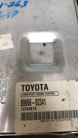 89666-02341 Toyota Matrix ecm ecu computer 2004 - Swan Auto
