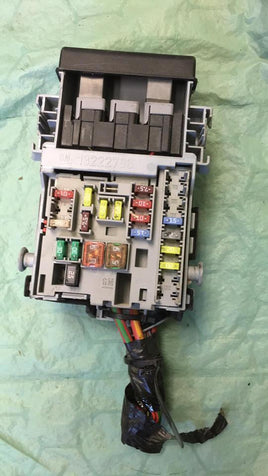 95352889 Chevy Cruze 2013 fuse junction box - Swan Auto