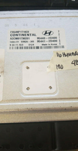 95440-2D400 Hyundai Veloster 2016 tcm transmission computer - Swan Auto